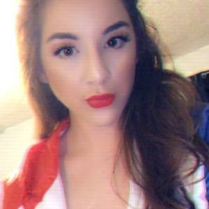 Meet your Posher, Yvette